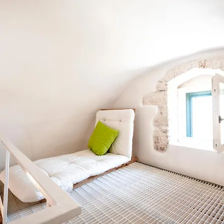 Guesthost - La Pergola 29 Apartman